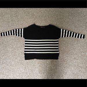 525america black white strip sweater